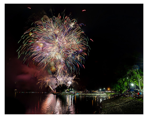 fireworks 16x20